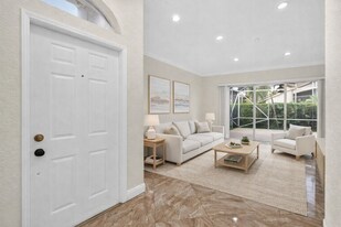 2675 Pyes Harbour in West Palm Beach, FL - Building Photo