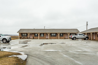 5300 E Highland Dr in Jonesboro, AR - Foto de edificio - Building Photo