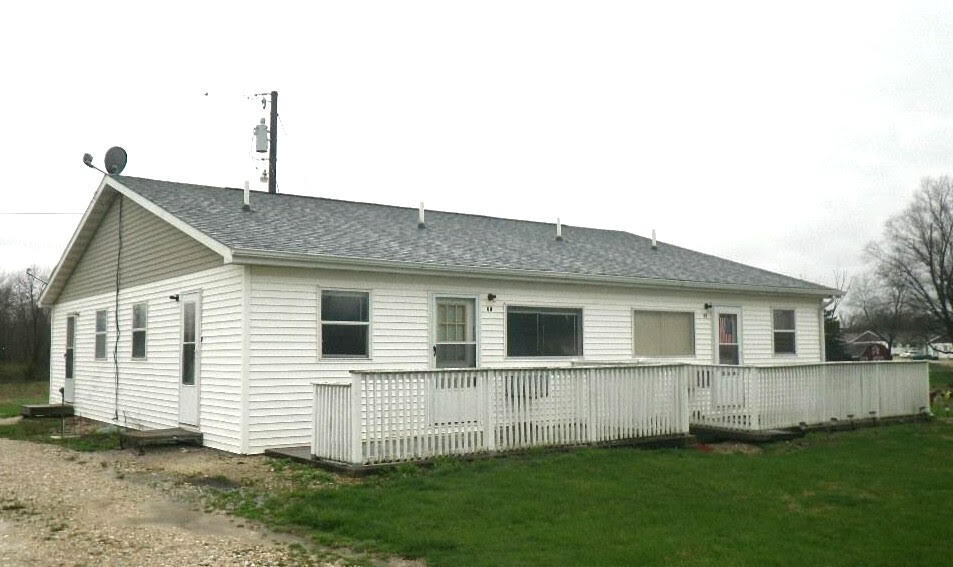 Green Gable Cottages in Burlington, IA - Building Photo