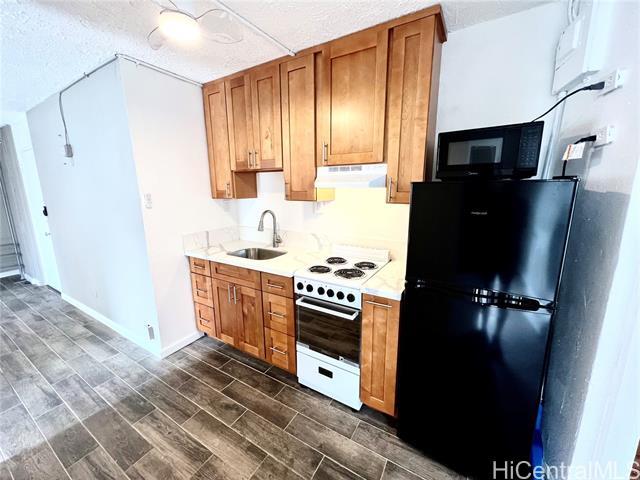 property at 417 Namahana St