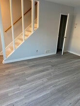 9 Gilmore Blvd S in Wappingers Falls, NY - Building Photo - Building Photo