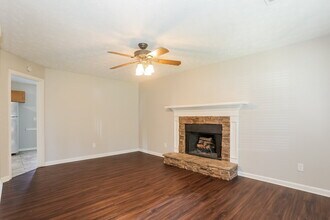 350 Towler Dr in Loganville, GA - Building Photo - Building Photo