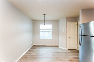 1710 Leafhopper Ln in Conroe, TX - Building Photo - Building Photo