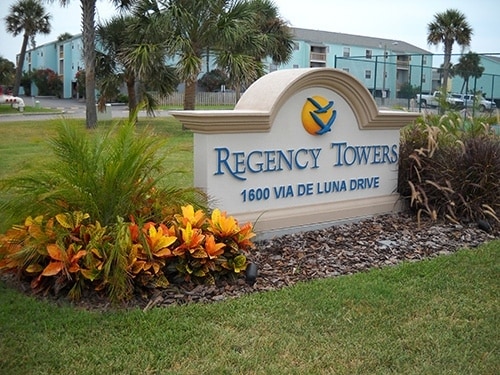 1600 Via De Luna Dr in Pensacola Beach, FL - Building Photo - Building Photo