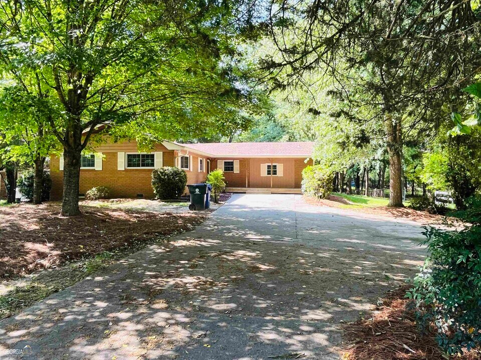 340 Bates Ave in Fayetteville, GA - Foto de edificio