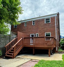 22 Underwood Pl in Alexandria, VA - Building Photo - Building Photo
