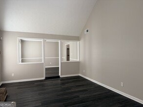 1228 Maggie Ln SE in Conyers, GA - Building Photo - Building Photo
