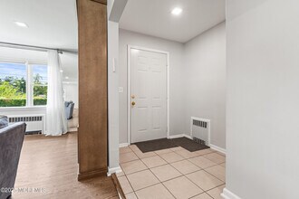 523 Westwood Ave in Long Branch, NJ - Building Photo - Building Photo