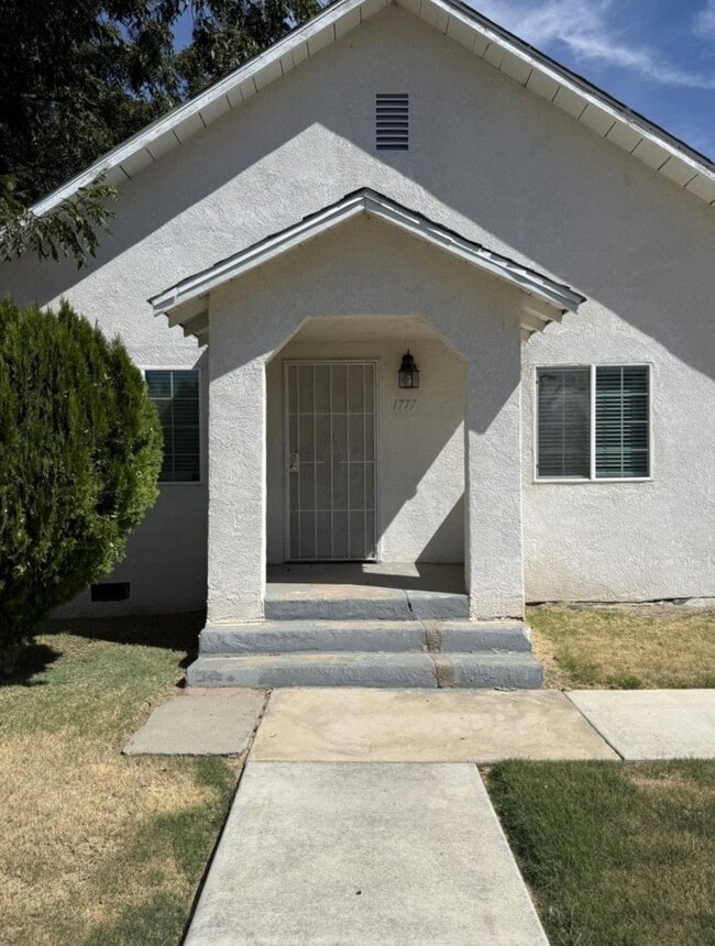 1777 Stretch Rd in Merced, CA - Building Photo - Building Photo
