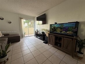 4550 NW 9th St in Miami, FL - Building Photo - Building Photo