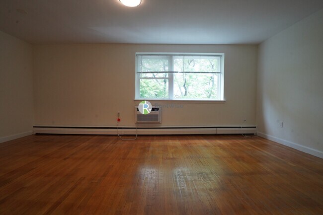 14 Marion St, Unit 24 in Brookline, MA - Building Photo - Building Photo