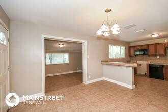 6965 Miss Muffet Ln N in Jacksonville, FL - Building Photo - Building Photo