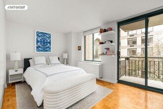 311 Greenwich St in New York, NY - Building Photo - Building Photo