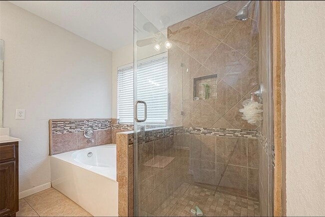 101 Spencer Landing W in La Porte, TX - Building Photo - Building Photo