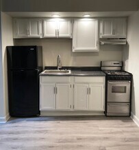 235 King St in Charleston, SC - Building Photo - Building Photo