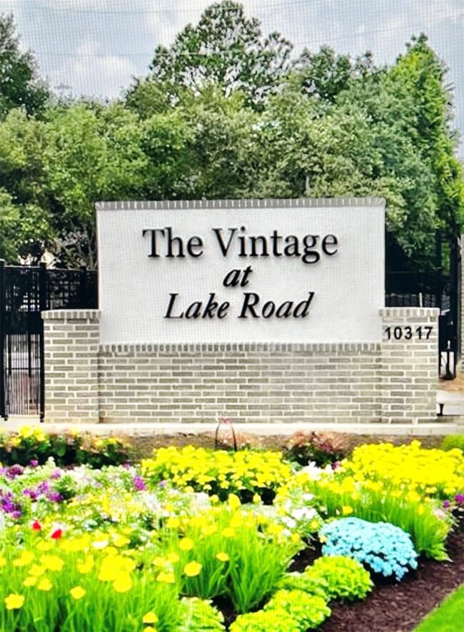 property at 10317 Lake Rd