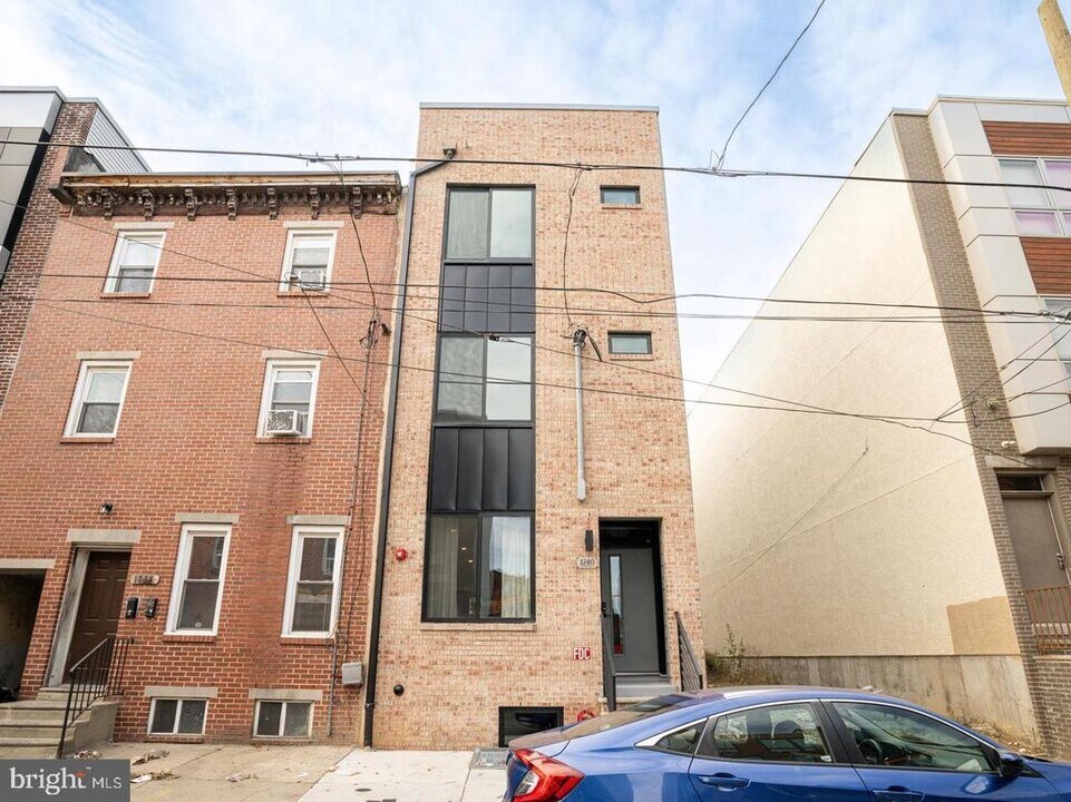 1740 N Marshall St in Philadelphia, PA - Building Photo