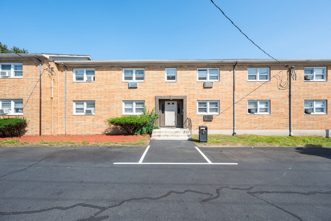 24 Deerfield Ct, Unit D