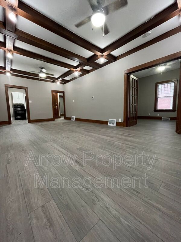 property at 2049 Worthington Ave