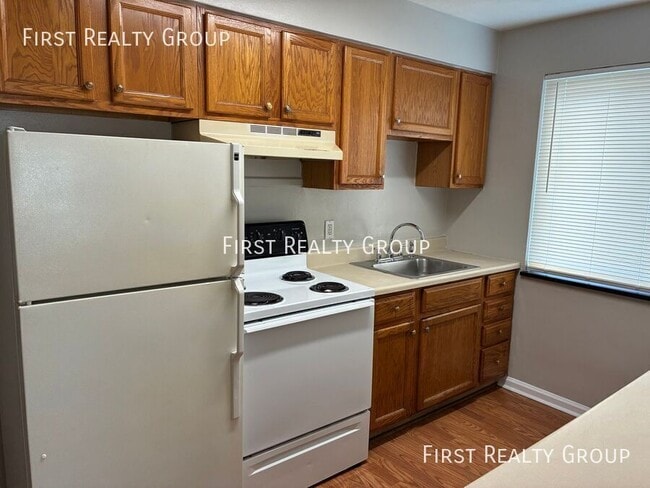 3129 S Smithville Rd in Dayton, OH - Building Photo - Building Photo
