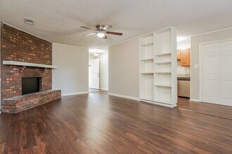 40 Sunscape Dr in Birmingham, AL - Foto de edificio - Building Photo