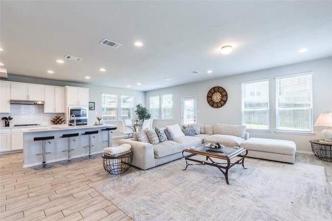 5629 Respinto Dr in Austin, TX - Building Photo - Building Photo