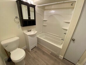 2718 Cobden St in Pittsburgh, PA - Building Photo - Building Photo