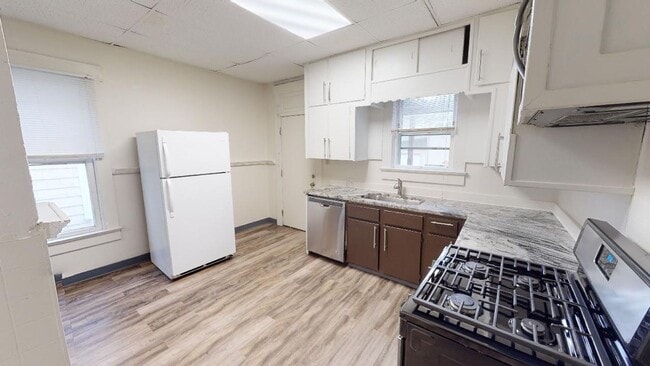 property at 48 W Blake Ave