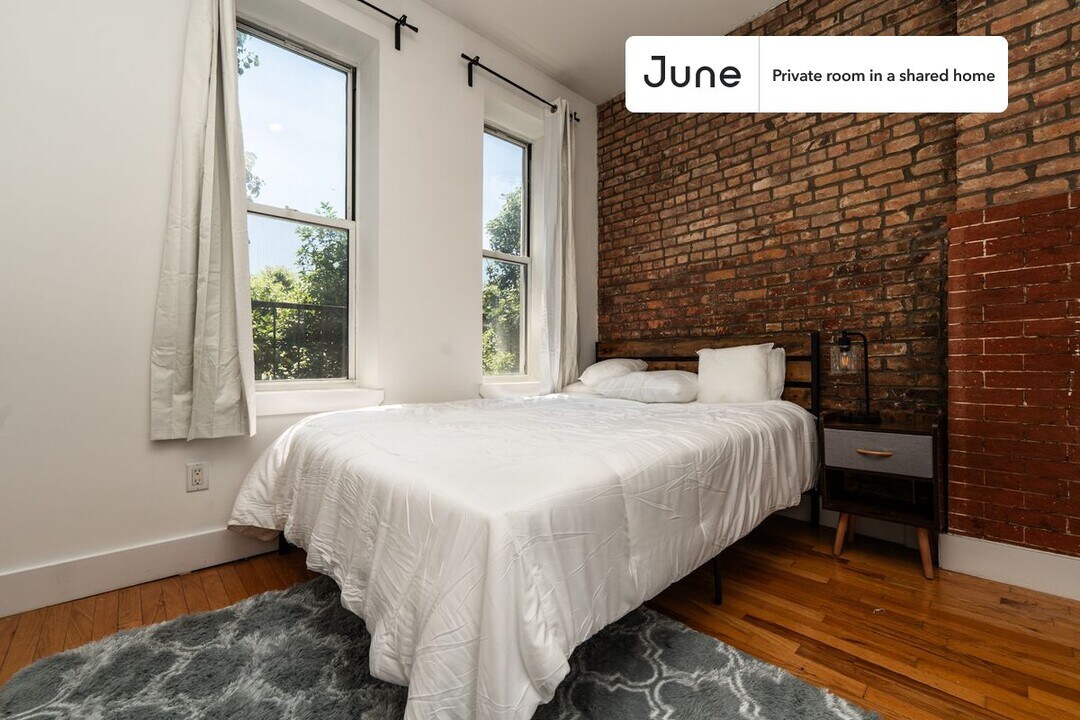 Room in Shared 3 bed/1 bath home in Brooklyn, NY - Foto de edificio
