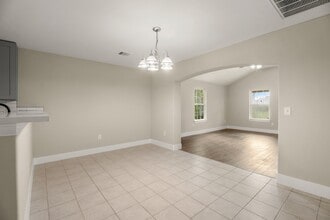 101 S Rose St in Texas City, TX - Building Photo - Building Photo
