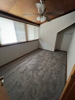 3218 Lincoln Way in Ames, IA - Building Photo