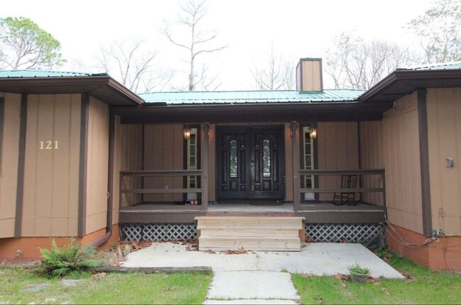 121 Sweet Gum Dr in Melrose, FL - Foto de edificio - Building Photo