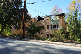 340 Holly St NW in Atlanta, GA - Building Photo - Primary Photo