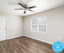 1041 W Barton St in Greensboro, NC - Building Photo - Building Photo