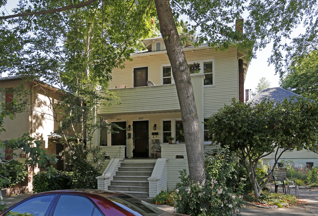 1416-1422 19th St in Sacramento, CA - Foto de edificio