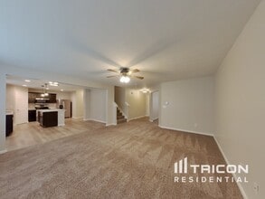 718 Jefferson Park Dr in Pittsboro, IN - Building Photo - Building Photo