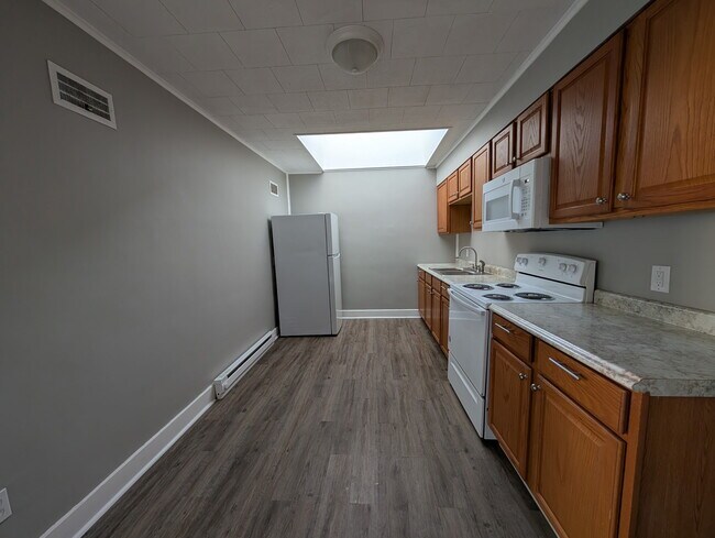 56 W Main St in Shelby, OH - Building Photo - Building Photo