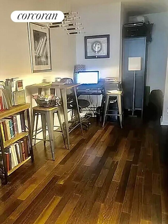 340 E 23rd St in New York, NY - Building Photo - Building Photo