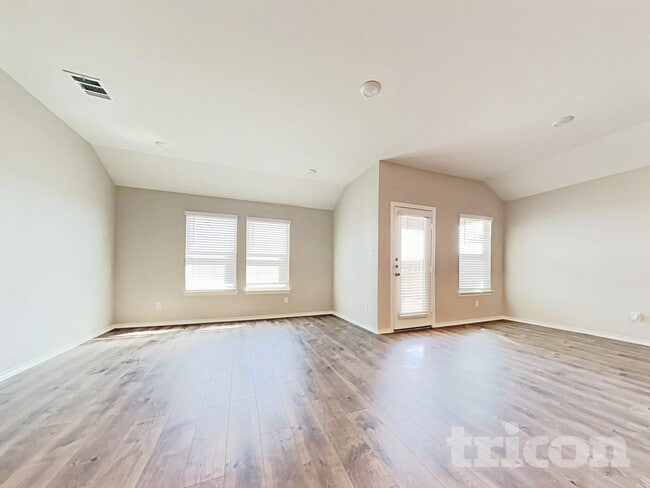 1904 Strongbark Dr in Royse City, TX - Building Photo - Building Photo