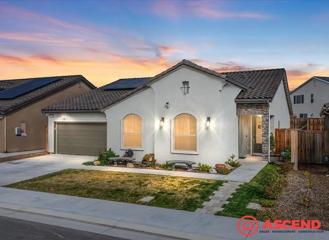 property at 3300 Whispering Brk Ln