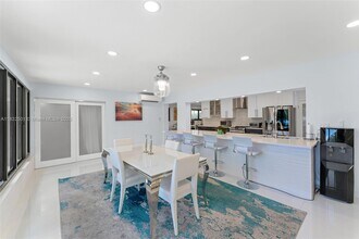 1433 NW 8th St in Dania Beach, FL - Building Photo - Building Photo