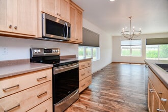 2220 Blue Stem Ln in De Pere, WI - Building Photo - Building Photo