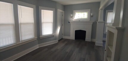 2172 W Forest Home Ave in Milwaukee, WI - Building Photo - Building Photo