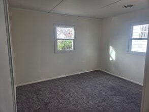 3824 N Dayton Ave in Peoria, IL - Foto de edificio - Building Photo