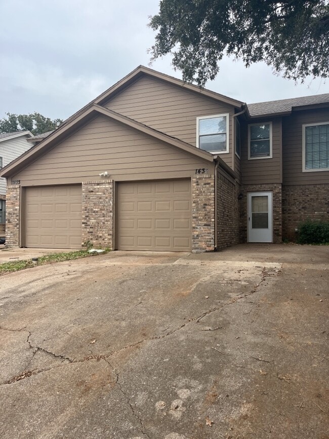 property at 1433 Palmnold Cir W