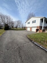 868 Dick Rd in Renfrew, PA - Foto de edificio - Building Photo