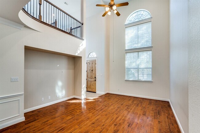 4667 Edith St in Plano, TX - Foto de edificio - Building Photo