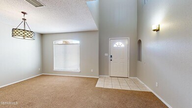 12231 Tierra Baja Way in El Paso, TX - Building Photo - Building Photo