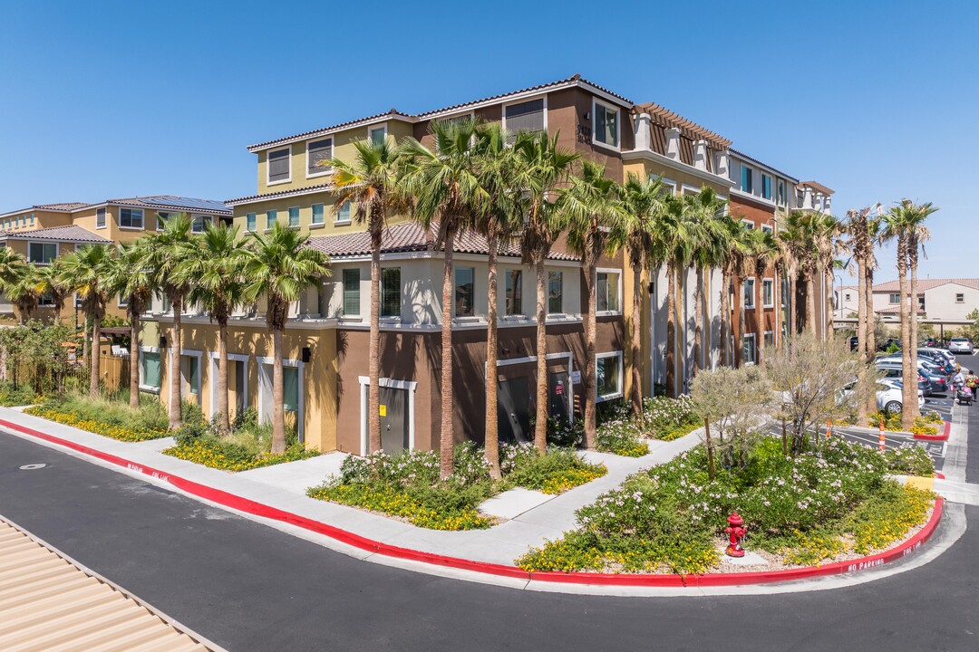 Capriccio Senior Living in Las Vegas, NV - Foto de edificio