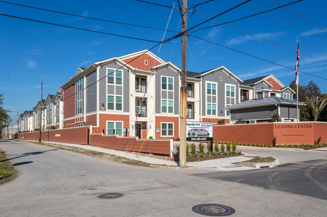 Magnolia Park Apartments in Houston, TX - Building Photo - Building Photo